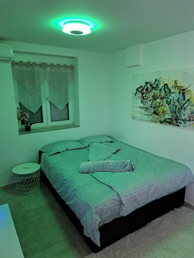 Near Beach Studio คาชเตลา ภายนอก รูปภาพ